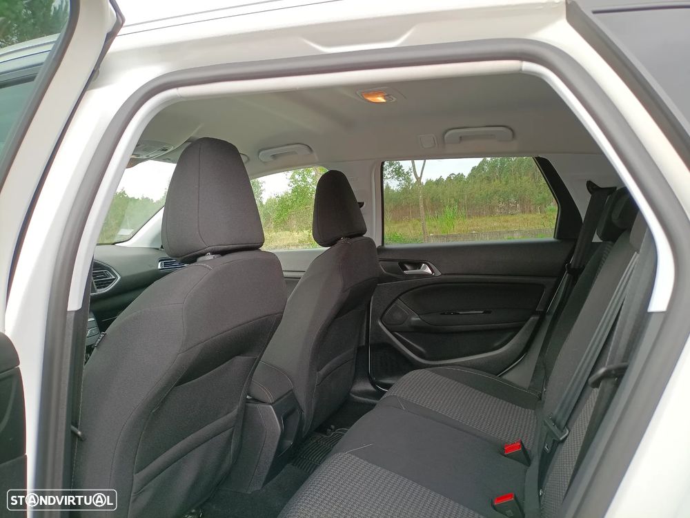 Peugeot 308 SW 1.5 BlueHDi Active - 19