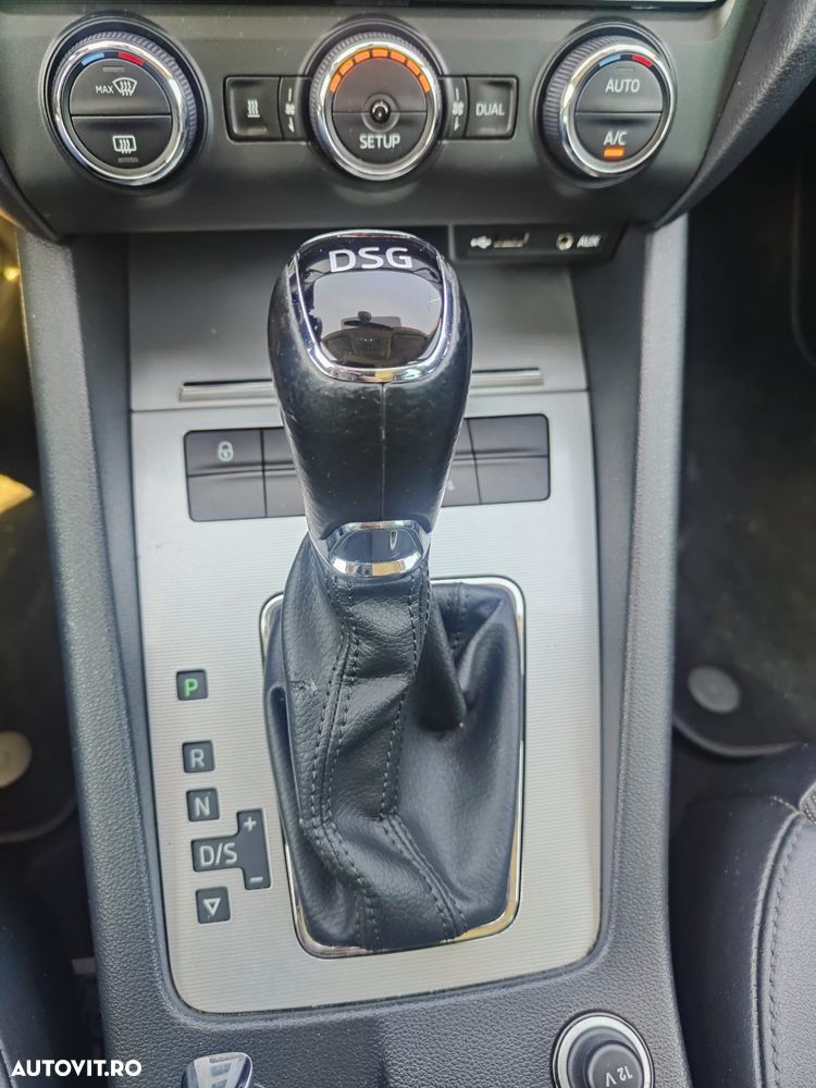 Skoda Octavia 1.6 TDI STYLE DSG - 14