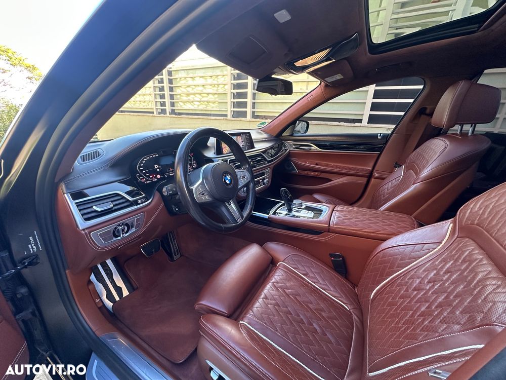 BMW Seria 7 750Li xDrive - 9