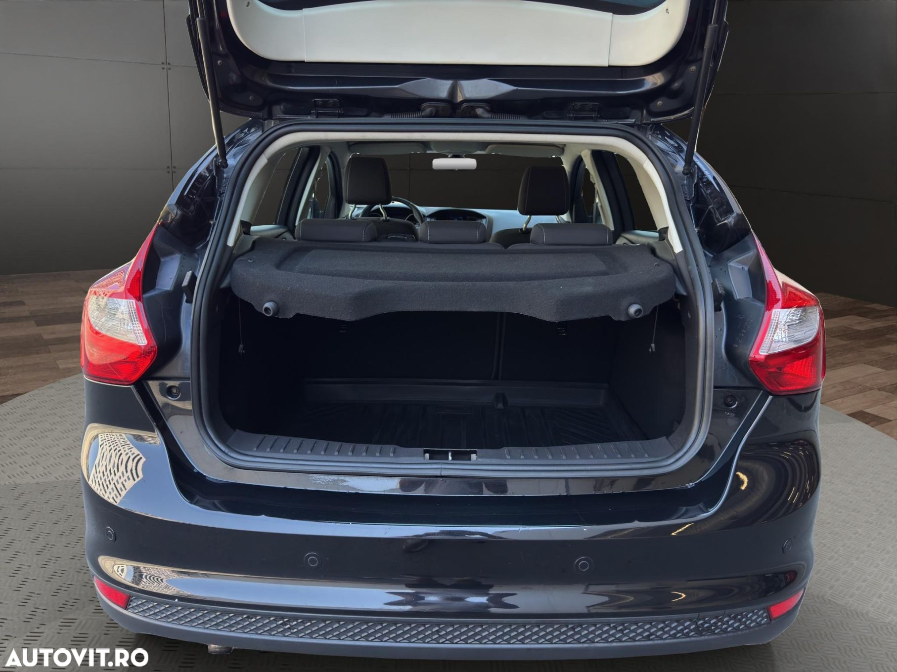 Ford Focus 1.0 EcoBoost Start-Stopp-System TREND - 16
