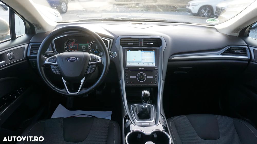 Ford Mondeo 2.0 TDCi ECOnetic Start-Stopp Business Edition - 17