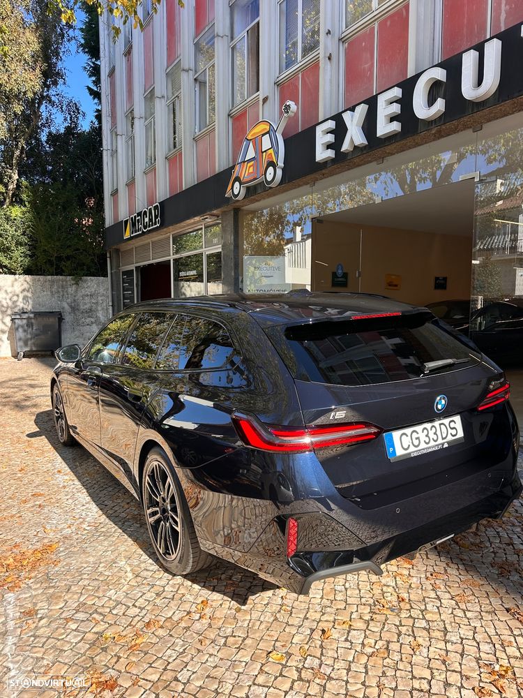 BMW i5 - 9