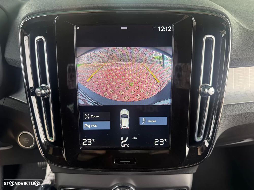 Volvo XC 40 1.5 T3 Momentum Plus Geartronic - 10