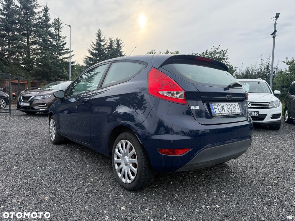 Ford Fiesta 1.4 Autom Champions Edition - 6