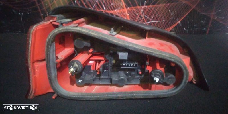 Farolim Stop Dto Peugeot 106 I (1A, 1C) - 4