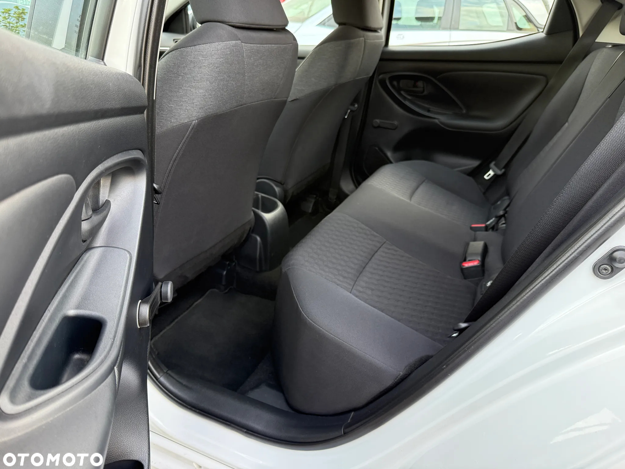 Toyota Yaris 1.0 Comfort - 16