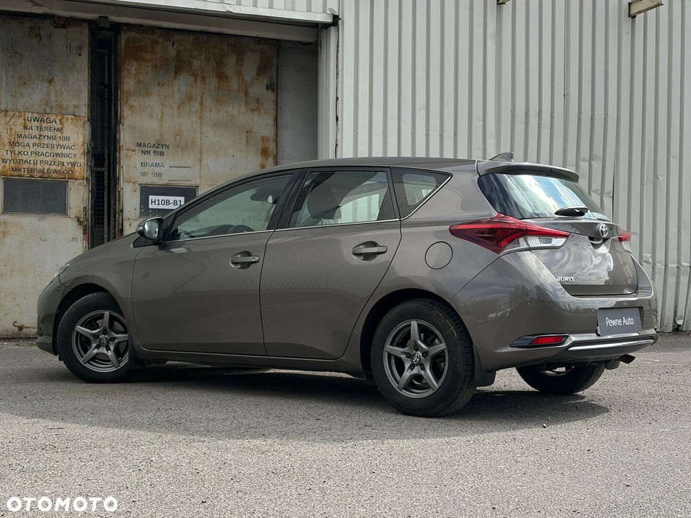 Toyota Auris 1.33 VVT-i Premium - 14
