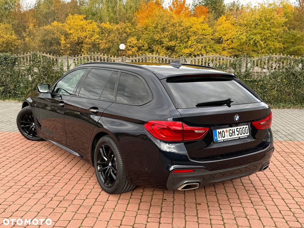 BMW Seria 5 520d Touring M Sport Edition - 4