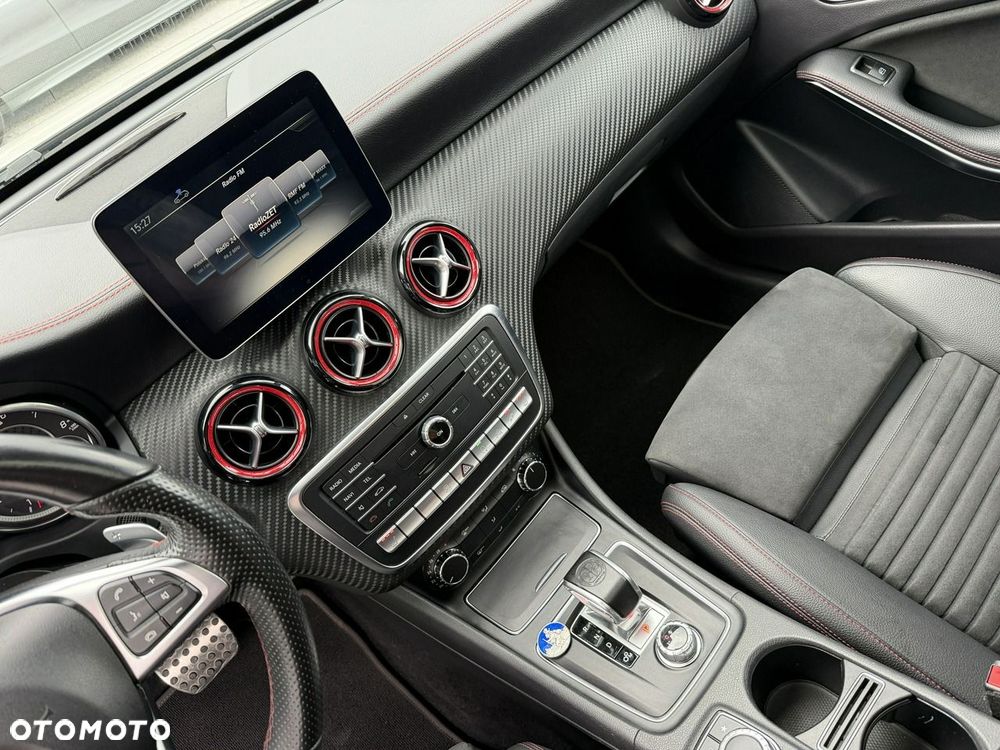 Mercedes-Benz Klasa A AMG 45 4Matic AMG Speedshift 7G-DCT - 19
