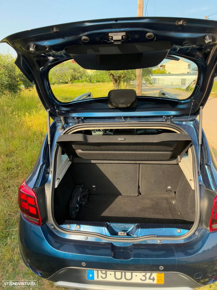 Dacia Sandero 1.5 dCi Stepway - 10