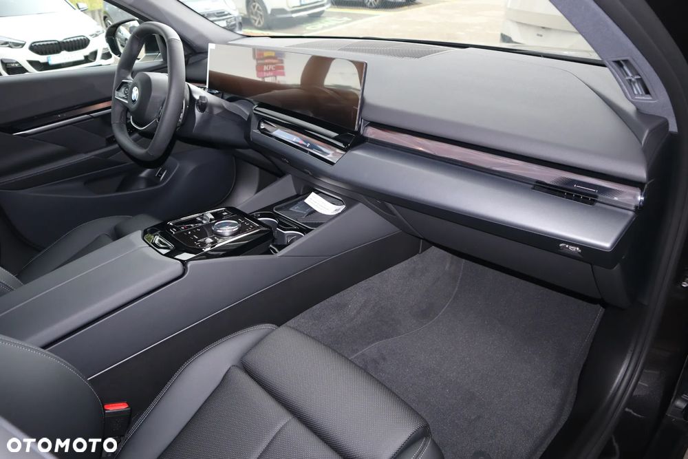 BMW Seria 5 - 8