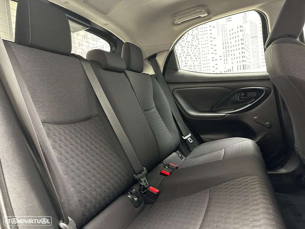 Toyota Yaris - 14