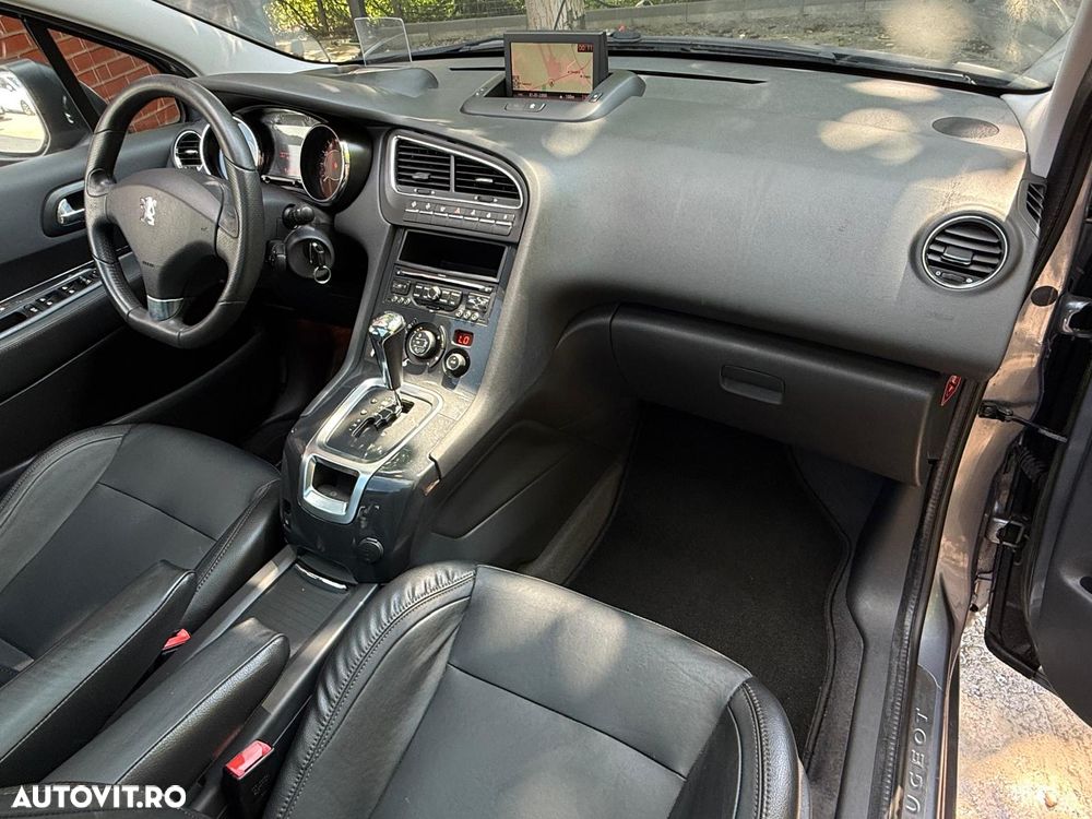Peugeot 5008 155 THP Automatik Active - 27