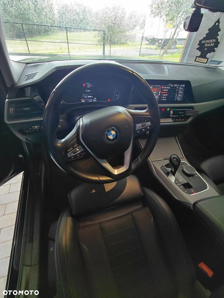 BMW Seria 3 318d Advantage - 20