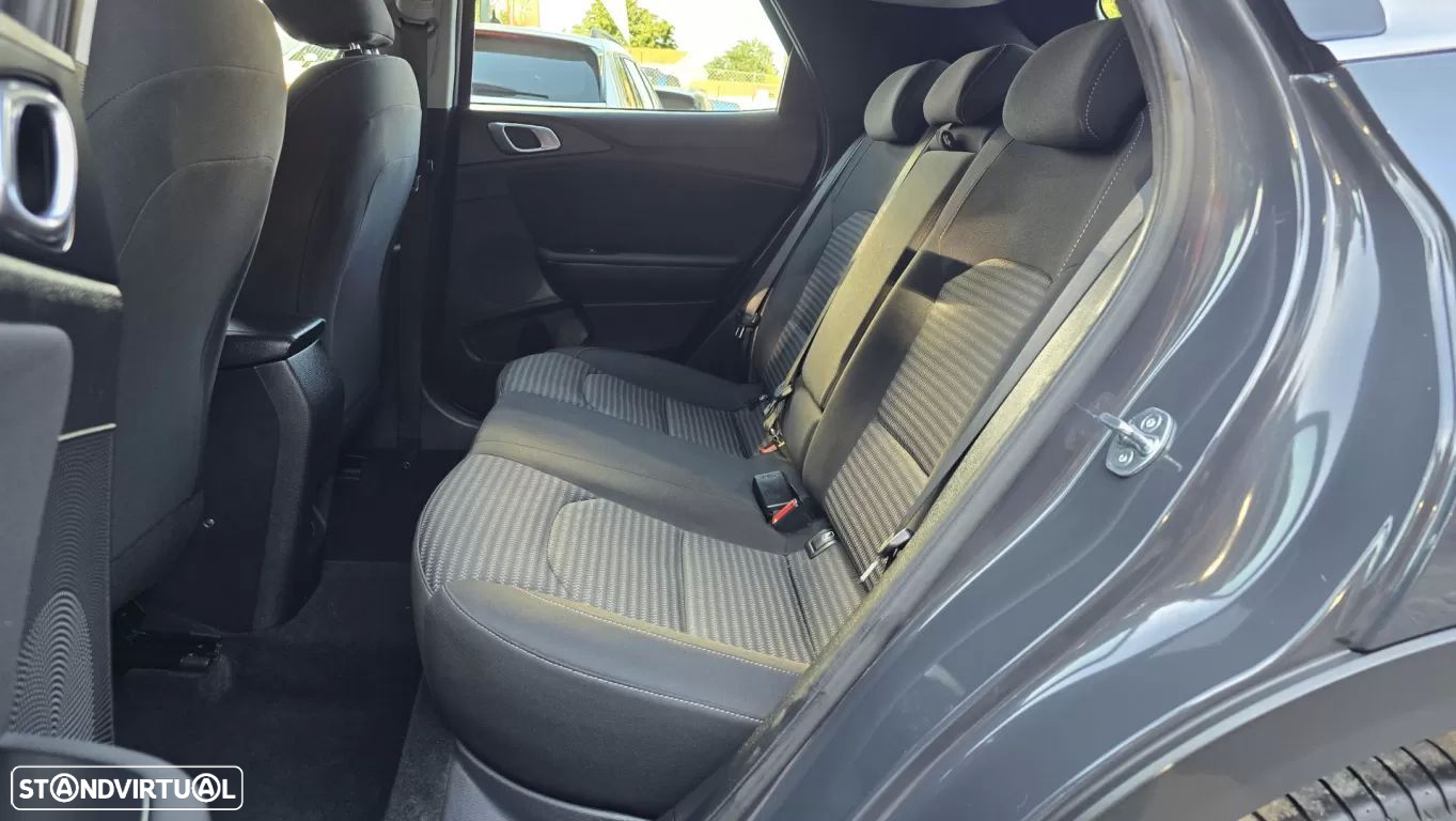 Kia XCeed 1.0 T-GDI Dynamic - 19