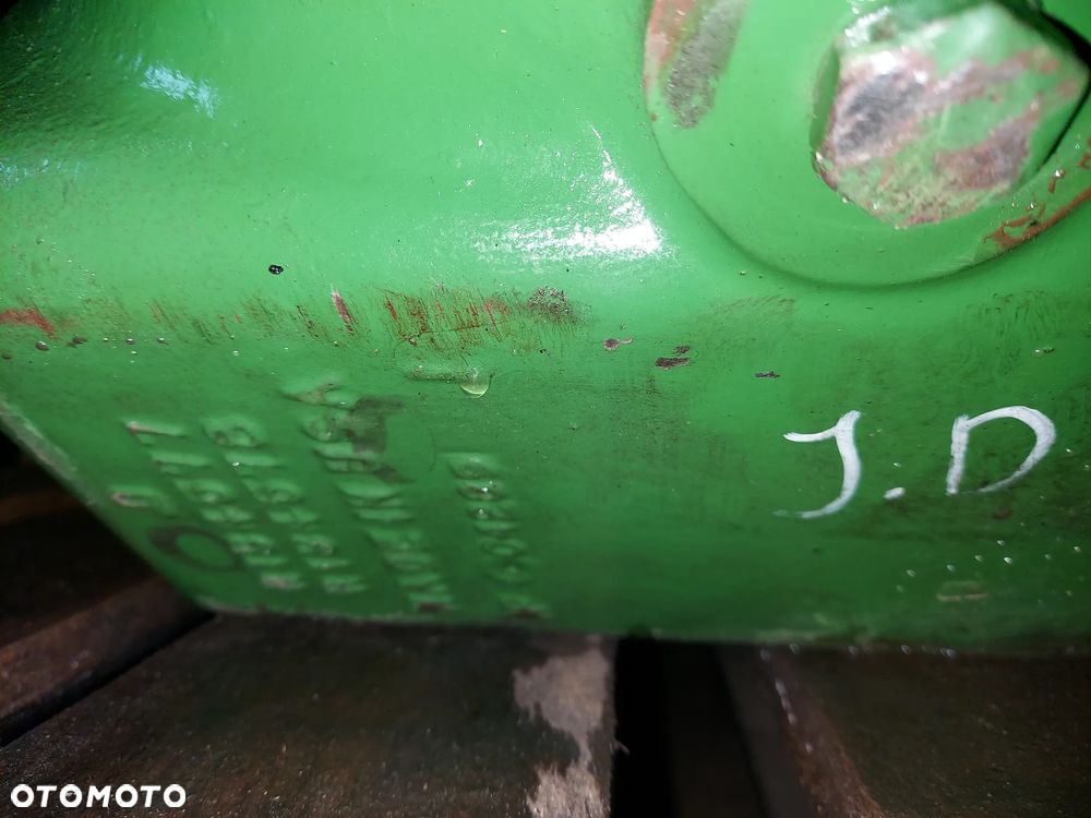Przystawka przedniego napędu R134577 R124197 Z44 JOHN DEERE 6910 2000R - 6