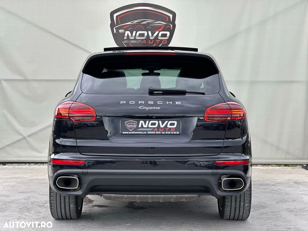 Porsche Cayenne 3.0 L - 29