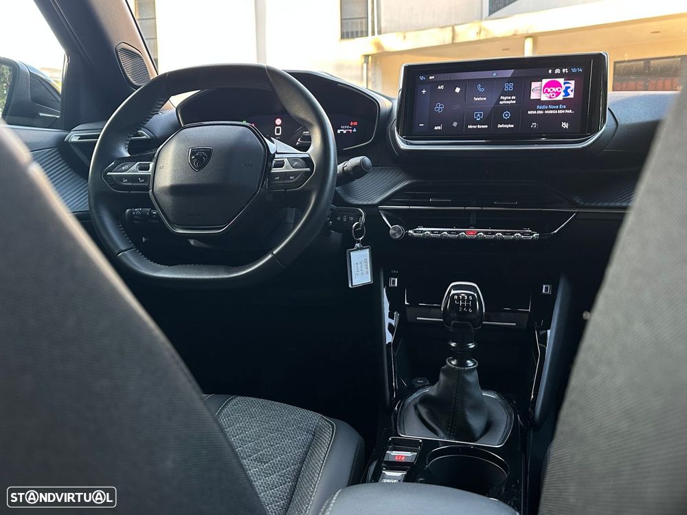 Peugeot 2008 1.2 PureTech Allure Pack - 23