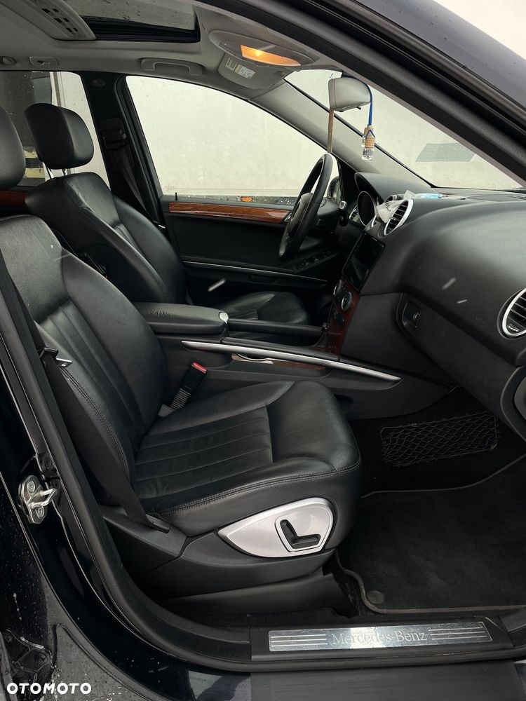 Mercedes-Benz ML - 20
