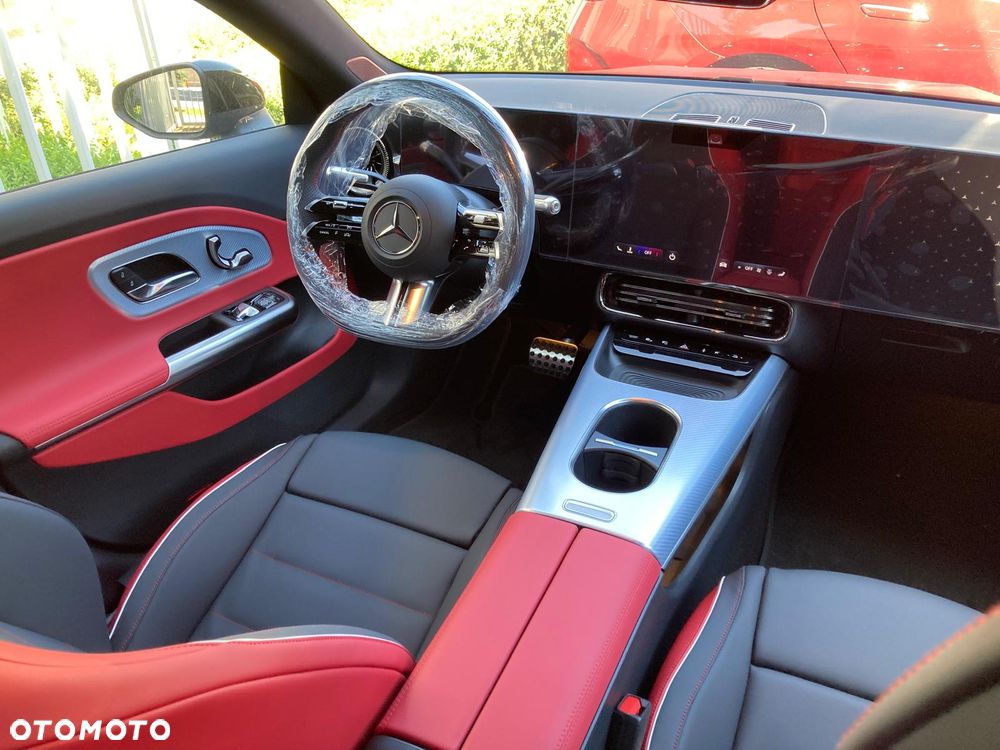 Mercedes-Benz CLA - 14