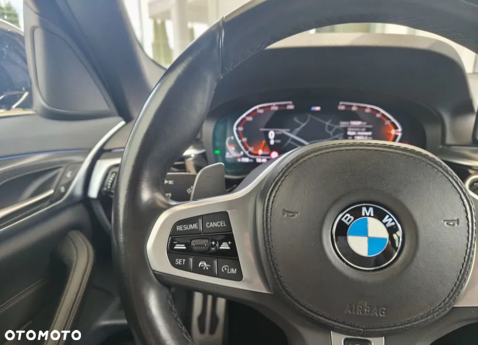 BMW Seria 5 530d xDrive M Sport Edition - 8