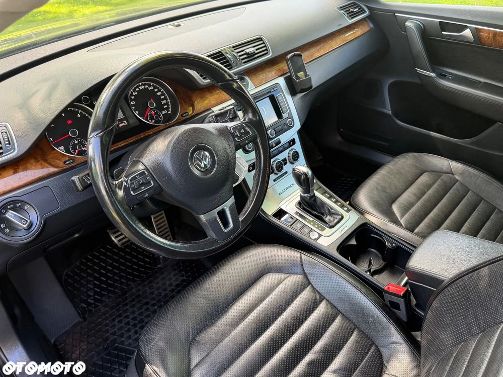 Volkswagen Passat Alltrack 2.0 TDI 4Mot DSG - 22