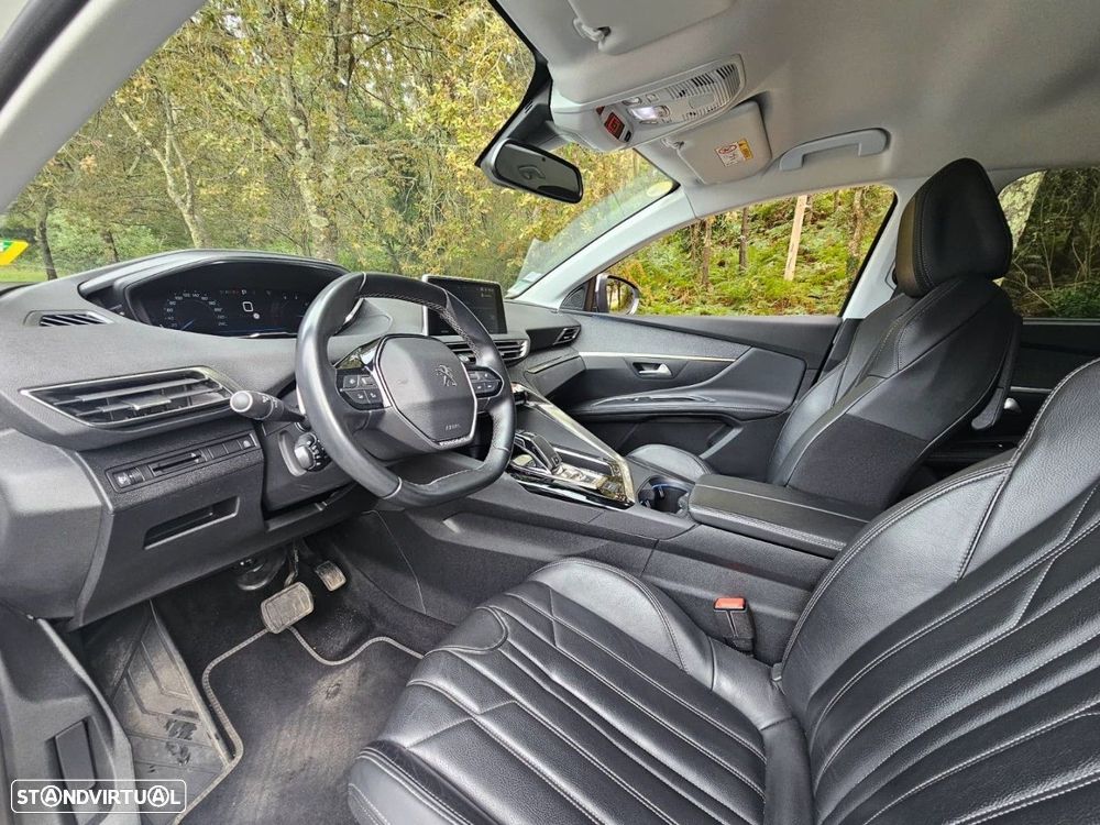 Peugeot 5008 1.5 BlueHDi Allure Pack EAT8 - 7