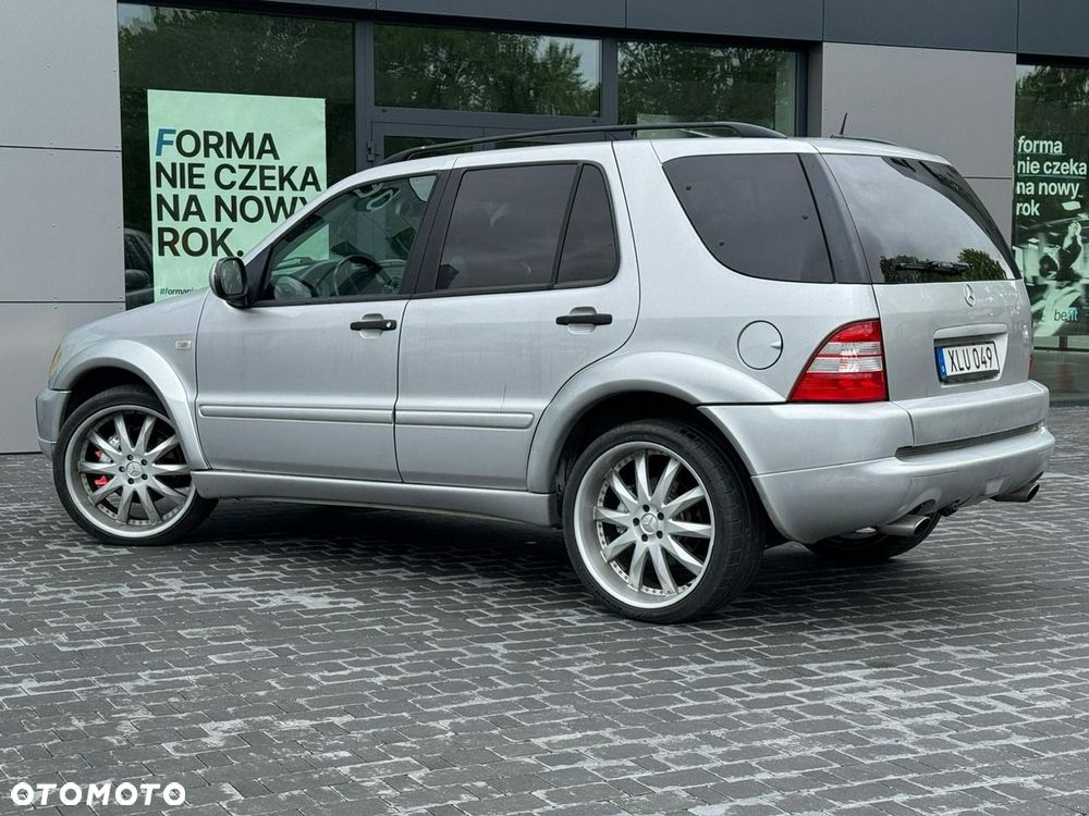 Mercedes-Benz ML - 18