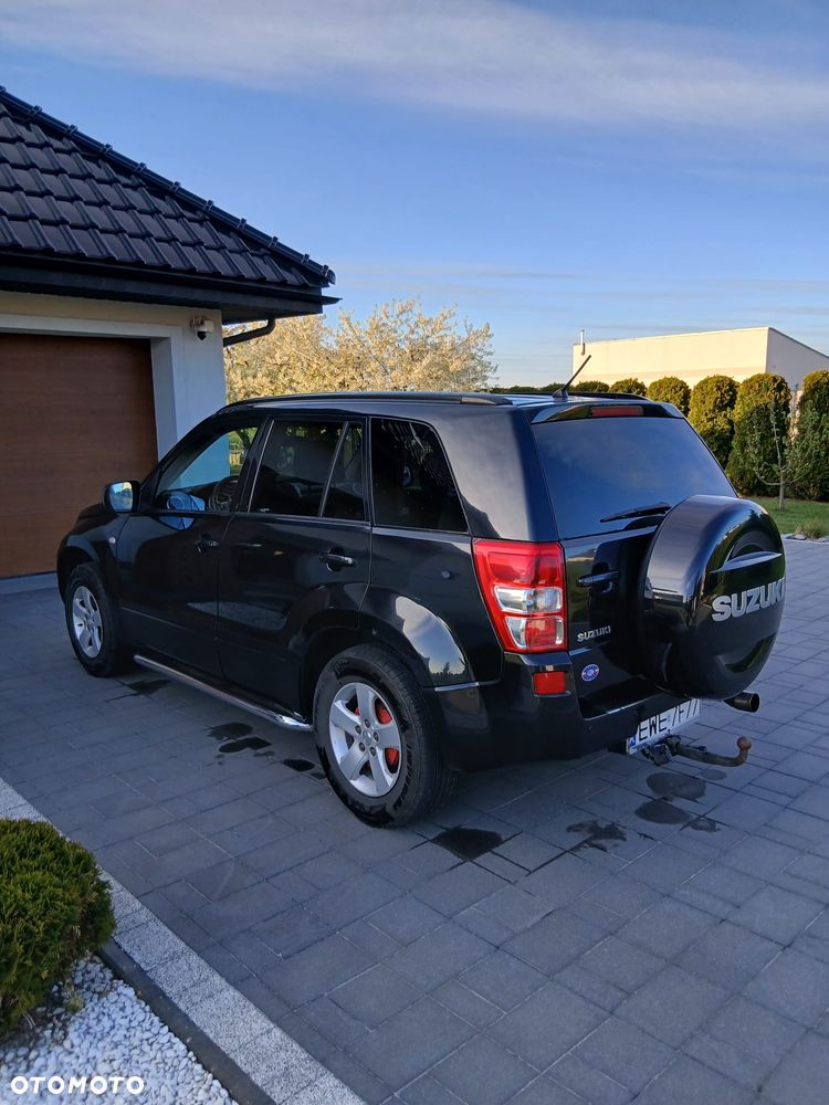 Suzuki Grand Vitara 2.0 - 4