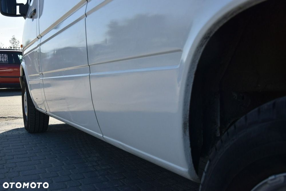 Mercedes-Benz Sprinter - 19
