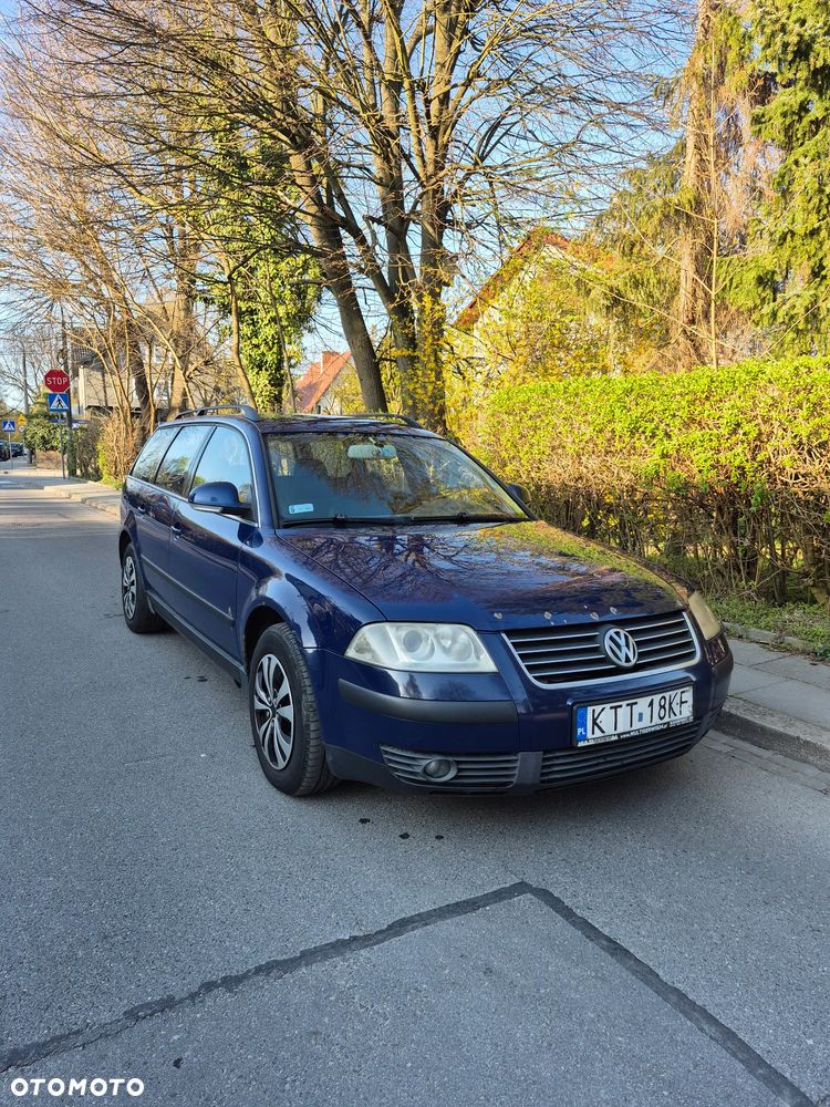 Volkswagen Passat 1.9 TDI Basis Tiptr - 1
