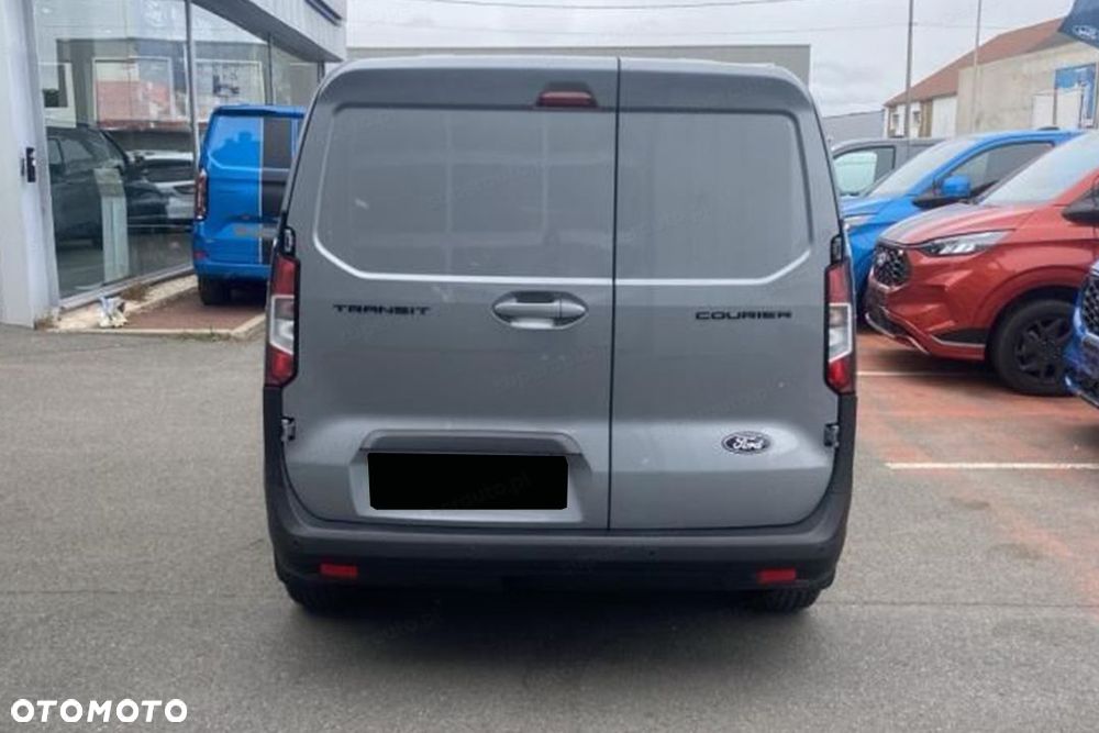 Ford Transit Courier Limited A7 1.0 125KM - 8