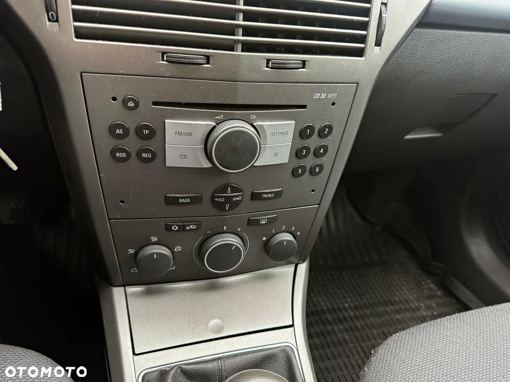 Opel Astra 1.9 CDTI DPF Edition Plus - 15