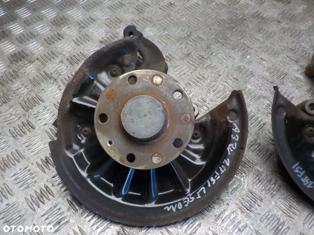 AUDI A3 8V 1.4 TFSI PIASTA LEWY LUB PRAWY TYŁ - 2