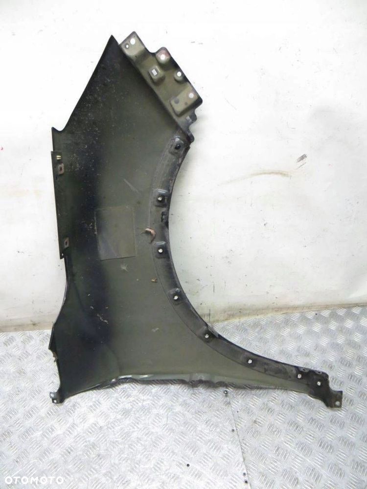 SSANGYONG TIVOLI BŁOTNIK LEWY PRZÓD LAK 14- - 6