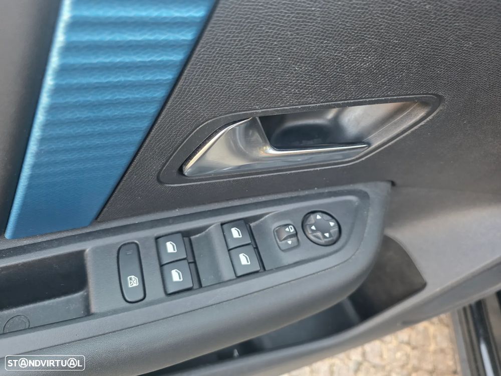 Citroën e-C4 50 kWh Shine - 20