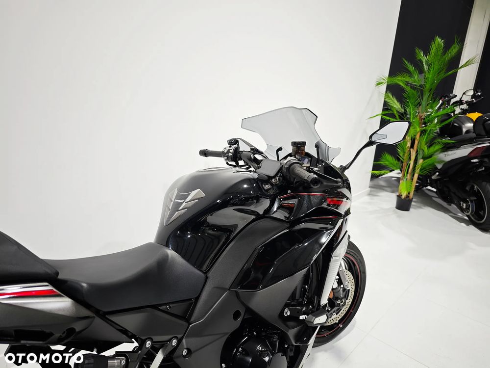 Kawasaki Ninja 1000 SX - 11