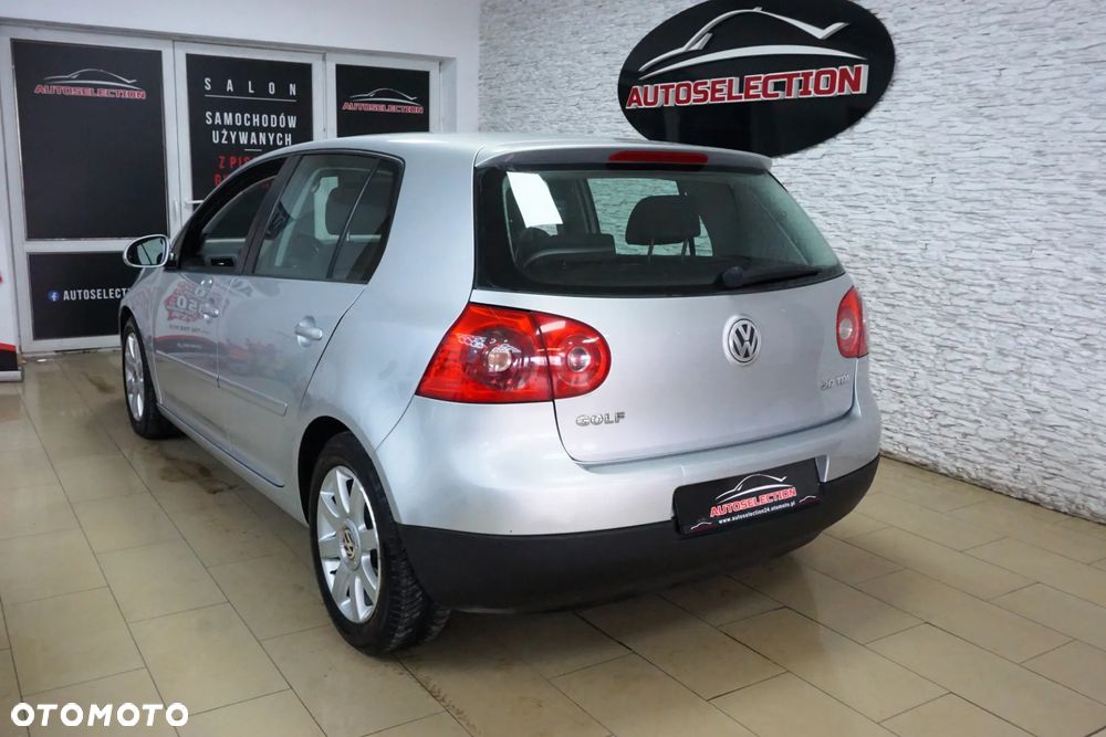 Volkswagen Golf 2.0 TDI DPF Sportline - 14