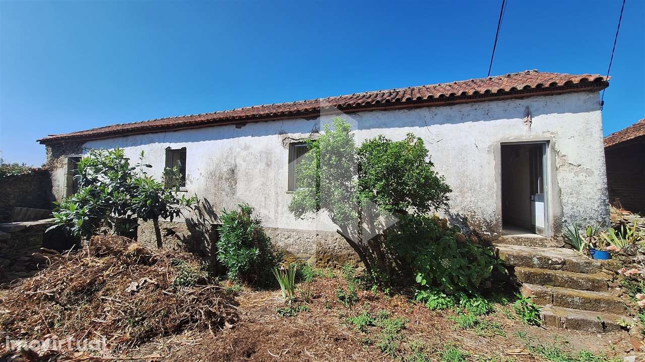 Moradia para Restaurar T1+1 Venda em Castelões,Tondela - Grande imagem: 2/19