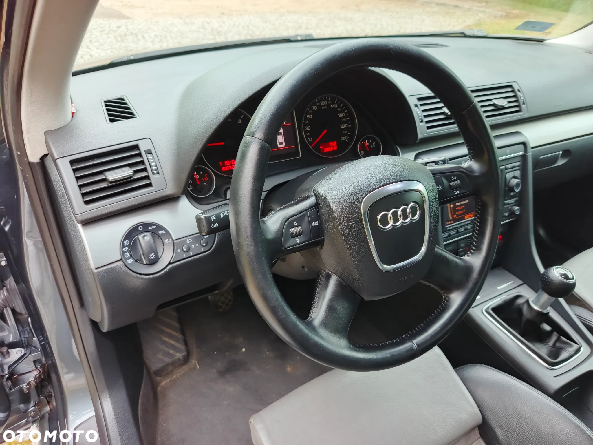 Audi A4 Avant 2.0 TDI - 19