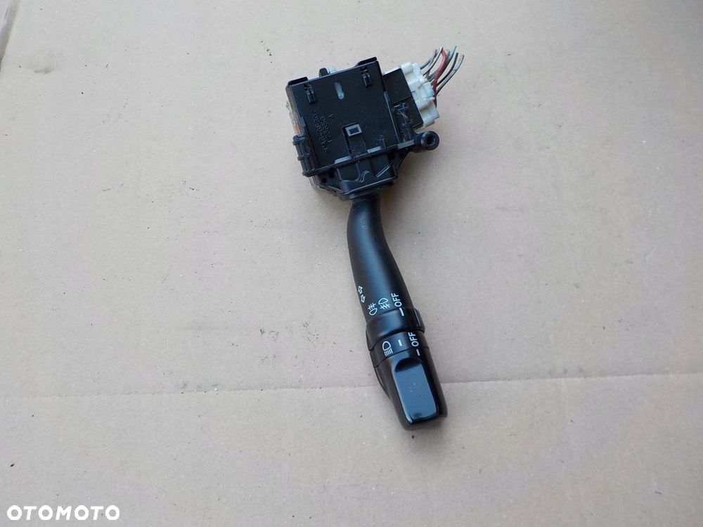 włącznik świateł manetka toyota corolla verso II 84140-05110 - 1