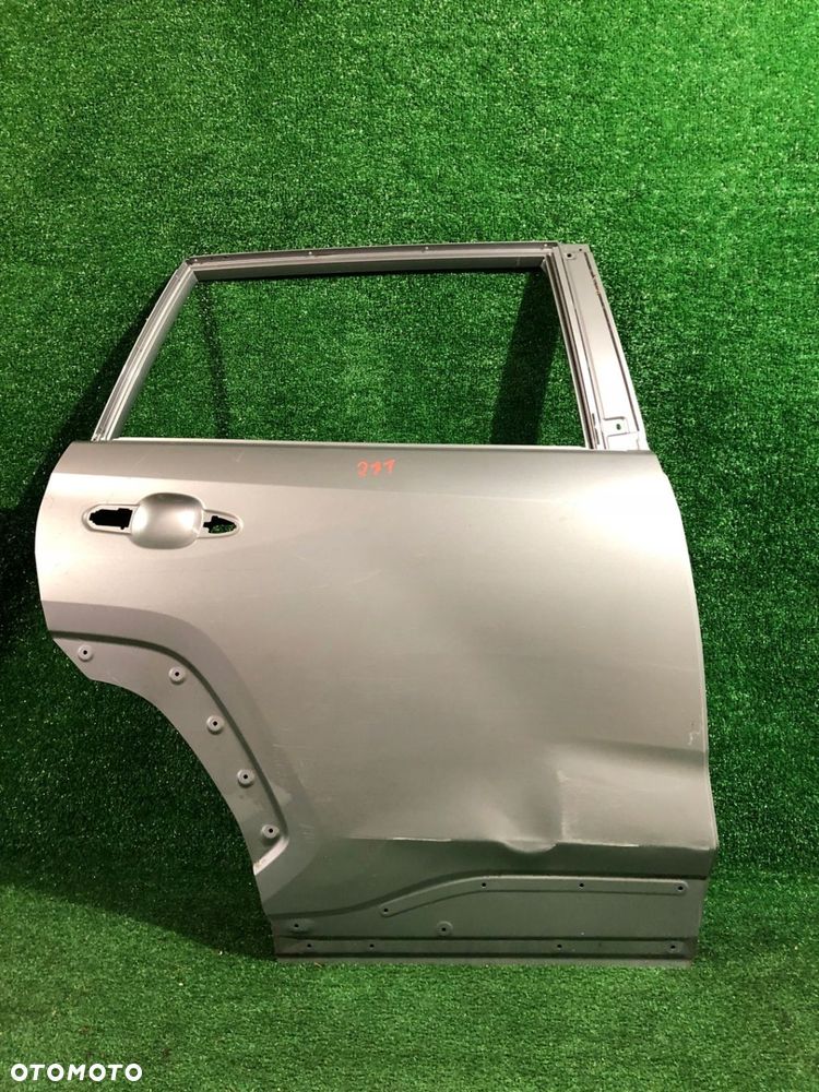 DRZWI TYLNE PRAWE TOYOTA RAV4 V