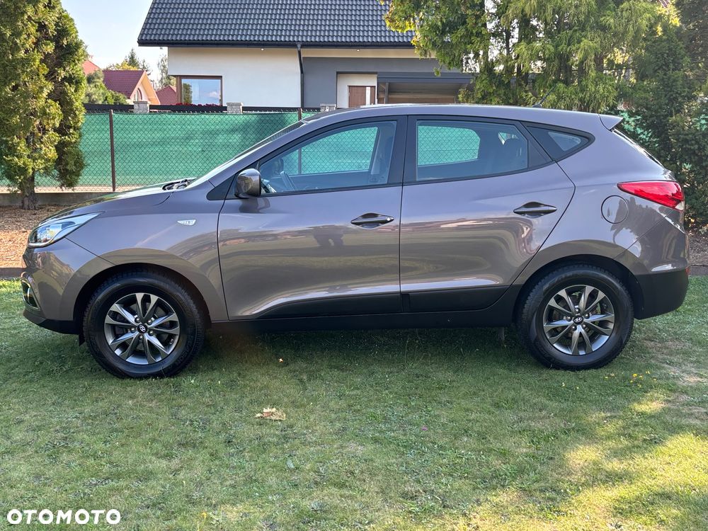 Hyundai ix35 1.6 2WD Fifa World Cup Edition - 3