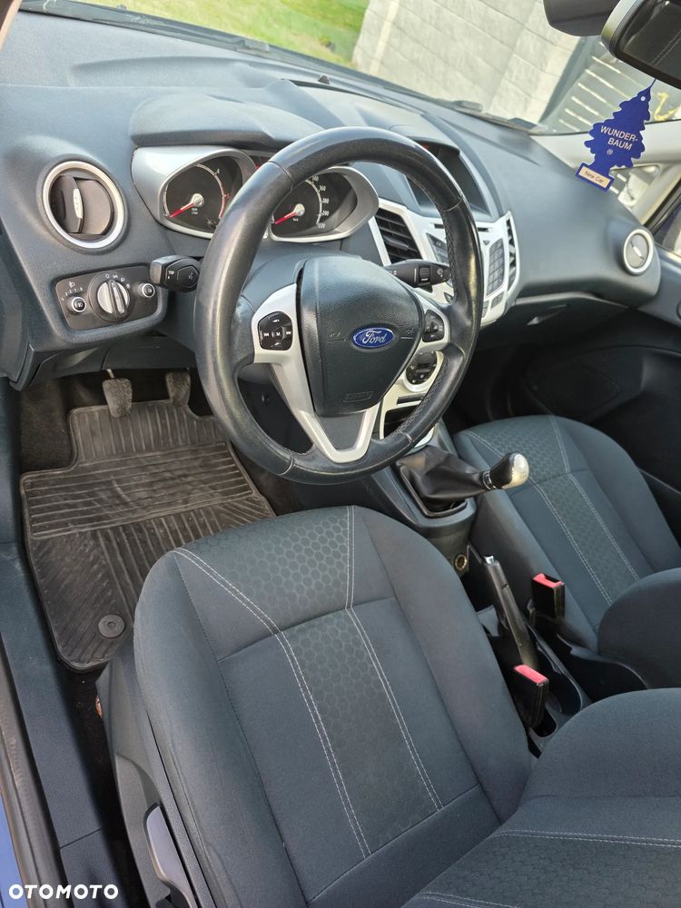 Ford Fiesta 1.6 TDCi Titanium - 9