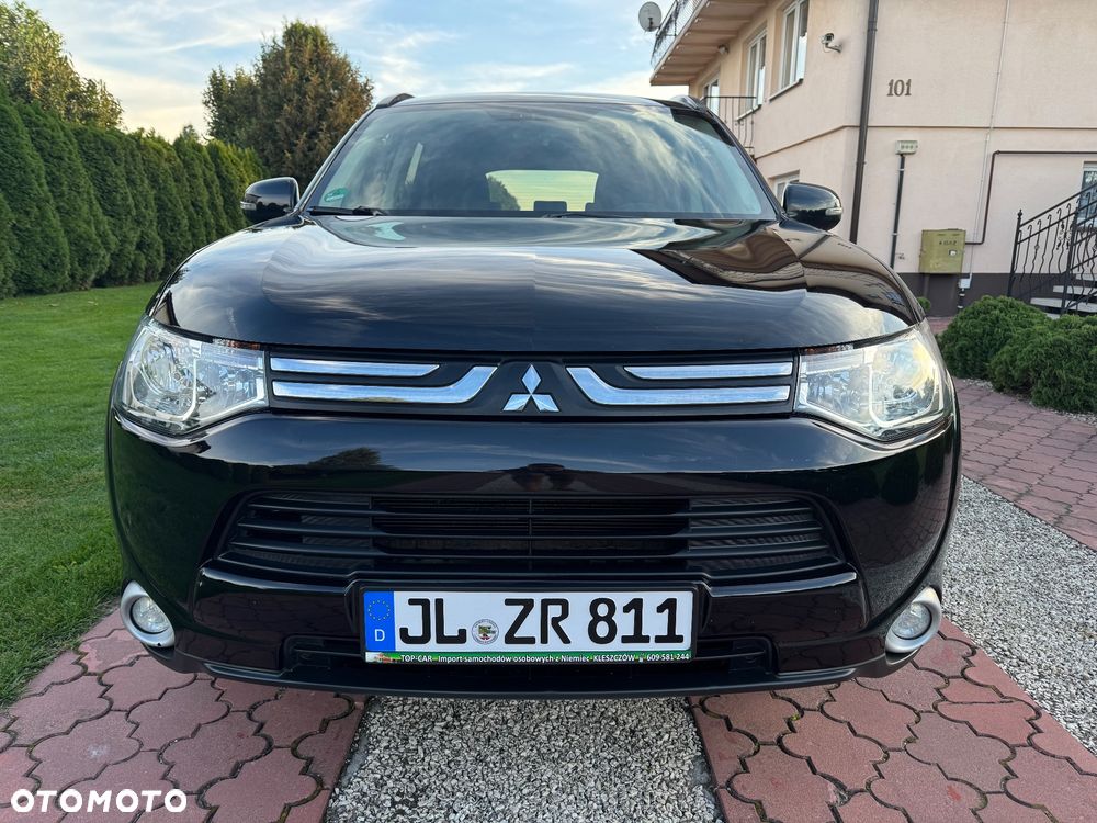 Mitsubishi Outlander 2.0 Intense 2WD - 14