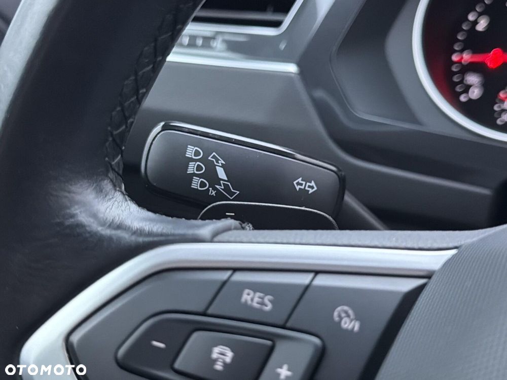 Volkswagen Tiguan 1.5 TSI EVO Life DSG - 21