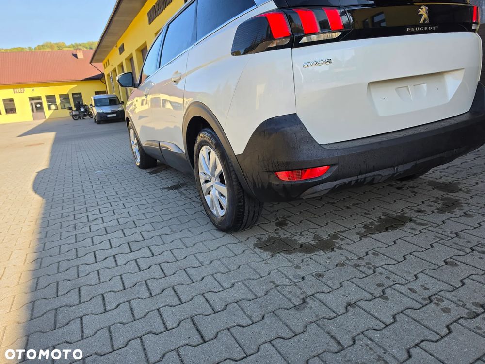 Peugeot 5008 1.6 BlueHDi Style 7os - 17