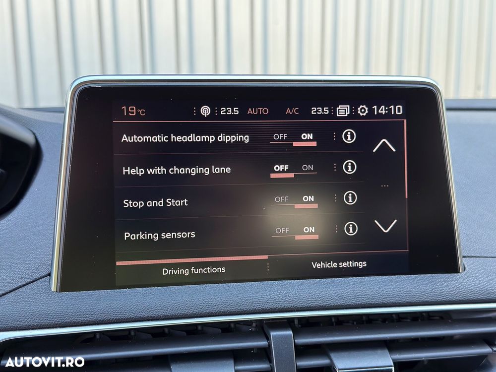 Peugeot 3008 1.2 PureTech Turbo S&S GT-Line - 22