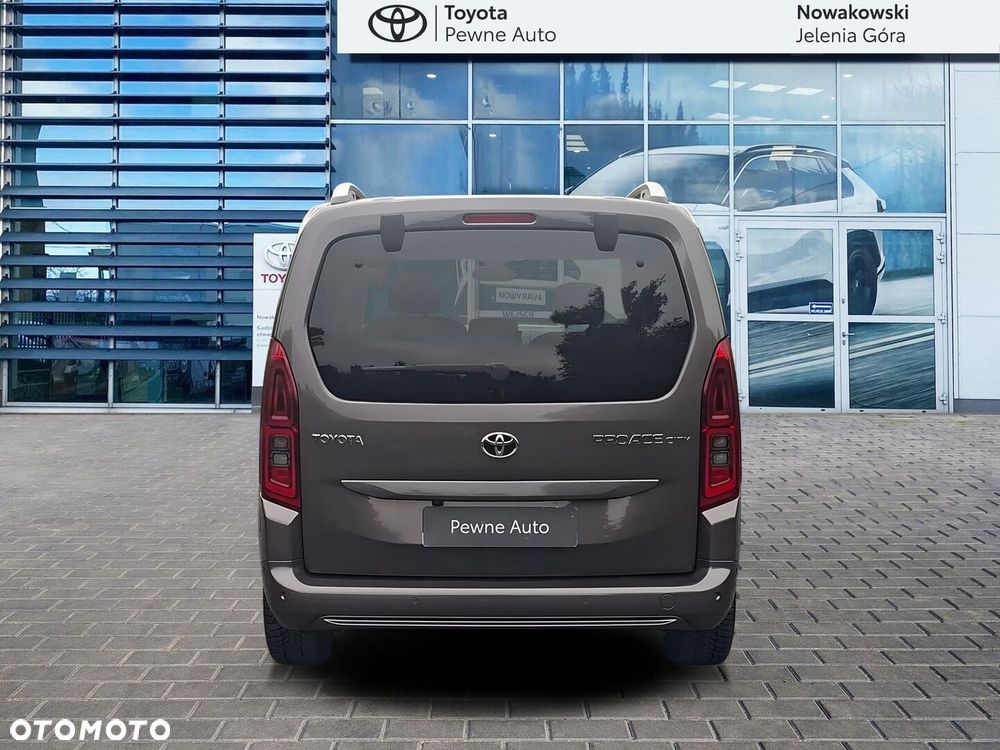 Toyota Proace City Verso 1.5 D-4D Family - 6