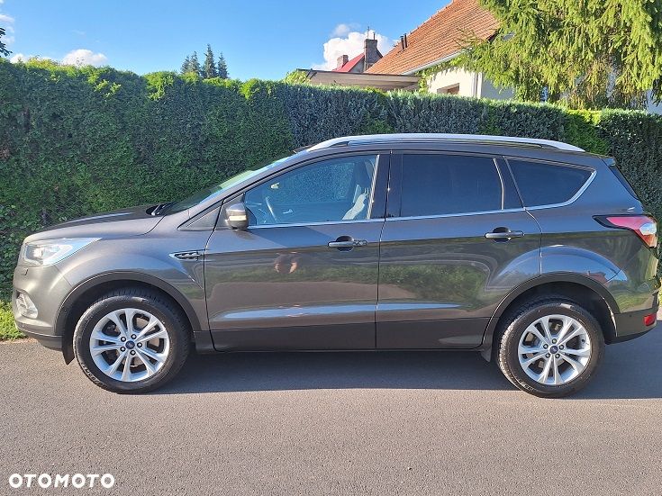Ford Kuga 2.0 TDCi 4x2 Titanium - 10